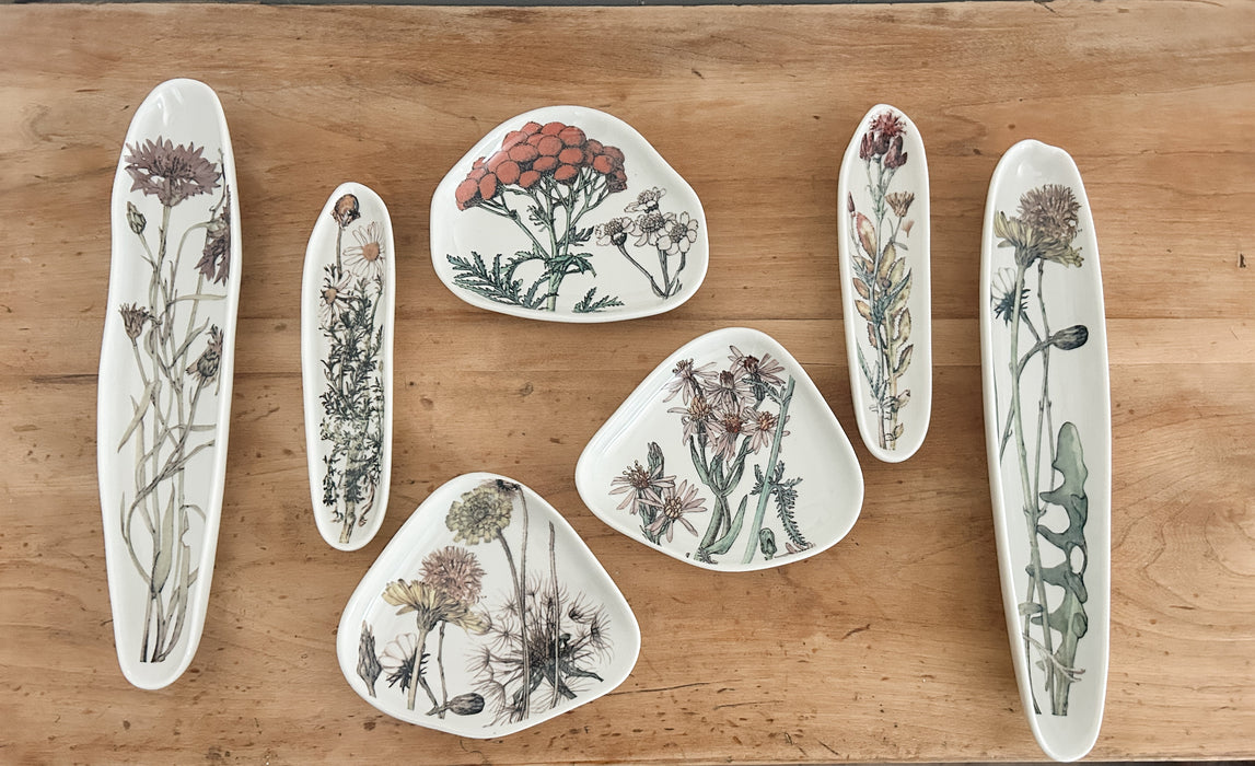 Floral Organic Stoneware Large Dish Assorted